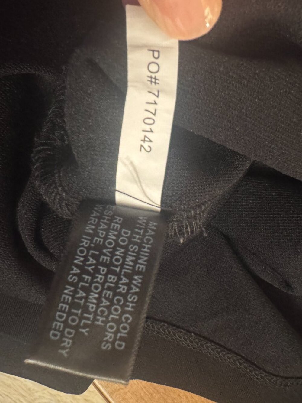 Boston Proper Beyond Travel Cold Shoulder Black Top Gold Zip S - Picture 7 of 7